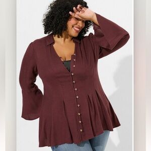 Torrid Woven Button Fit and Flare Top 00 NWOT